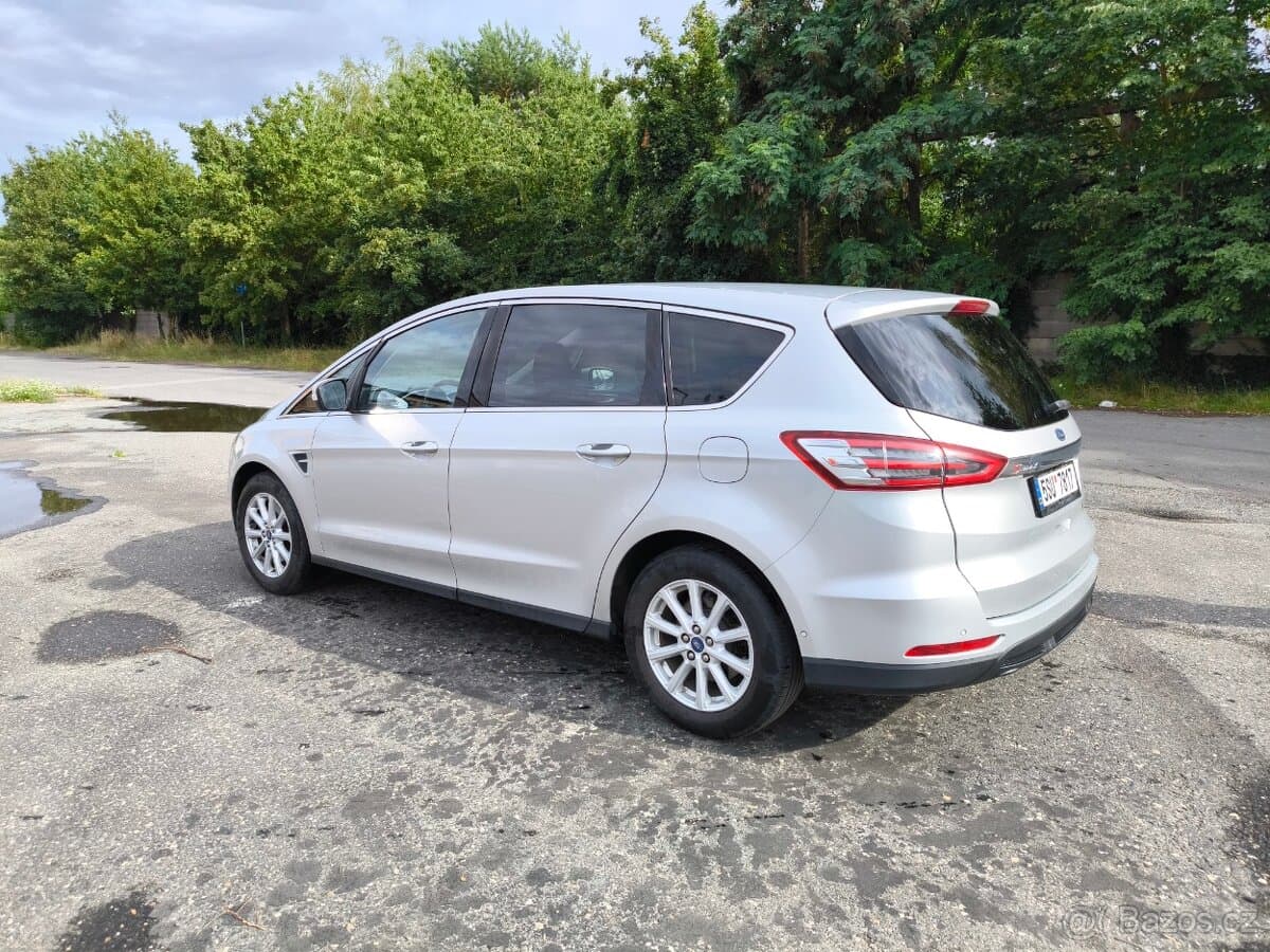 2018 Ford S-MAX - 16