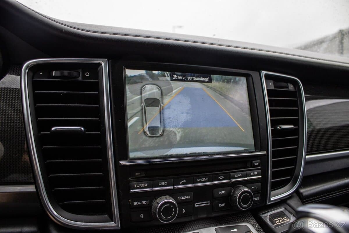 2010 Porsche PANAMERA - 16