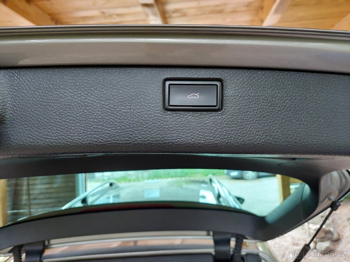 2014 Volkswagen PASSAT - 16