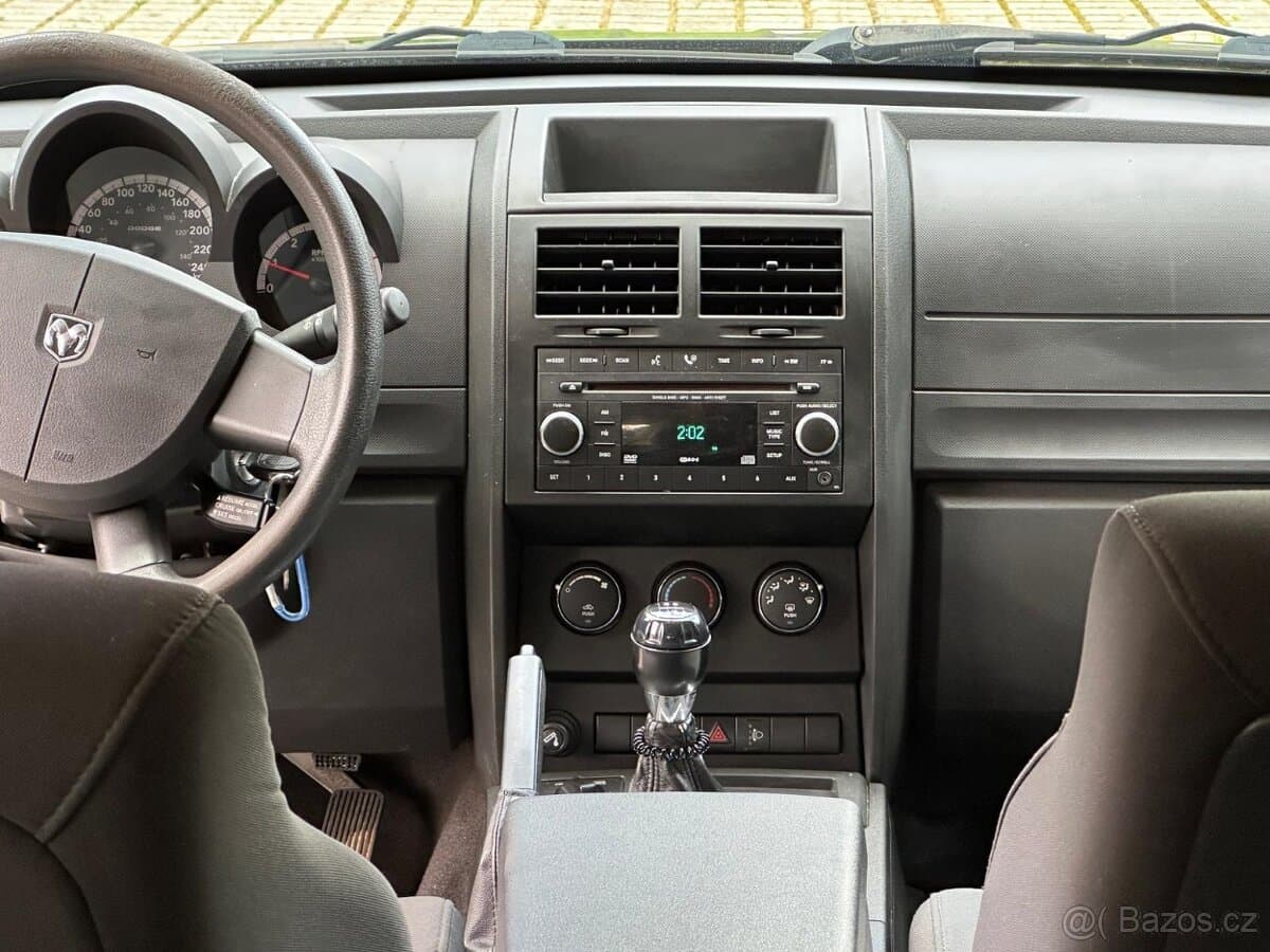 2011 Dodge NITRO - 16
