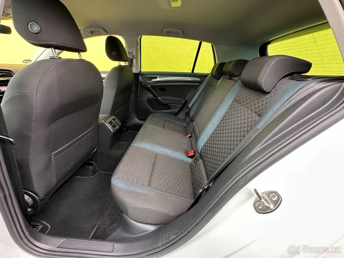 2019 Volkswagen GOLF - 16