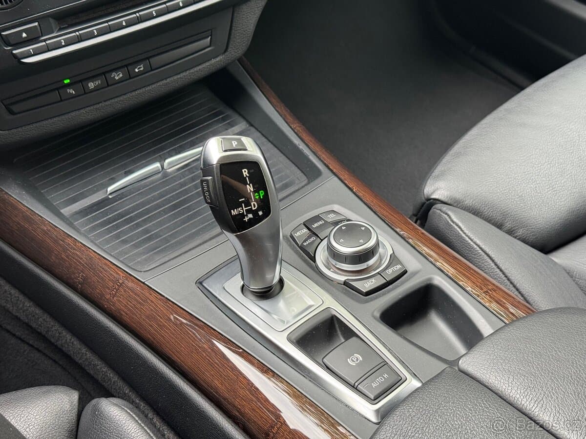 2012 BMW X5 - 16