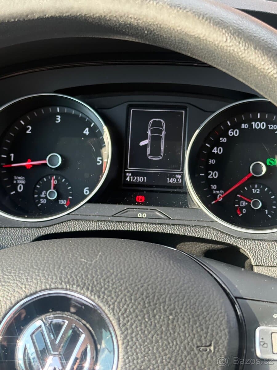 2015 Volkswagen PASSAT - 16