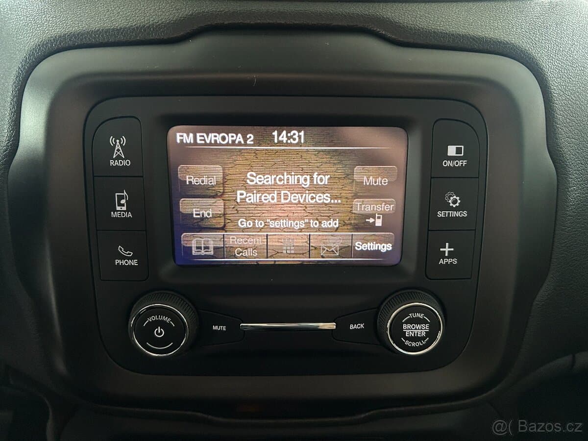 2018 Jeep RENEGADE - 16