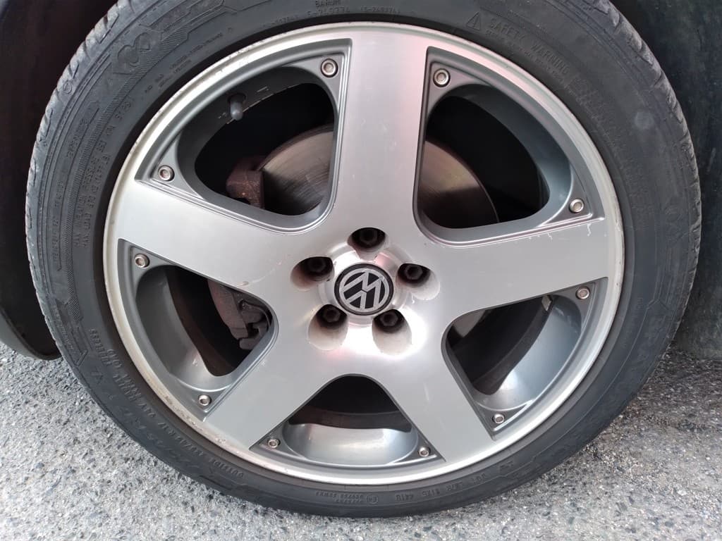 2002 Volkswagen GOLF - 16