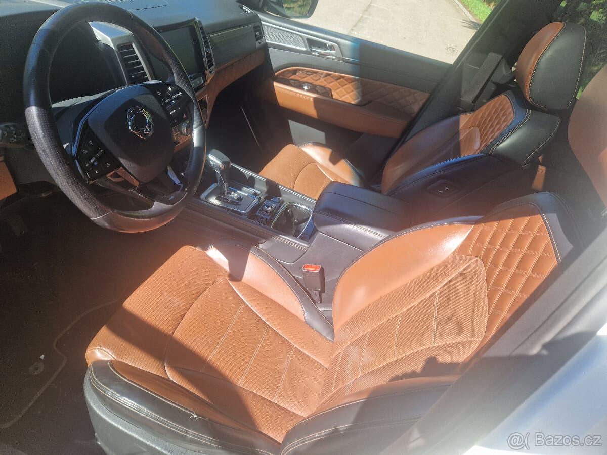 SsangYong REXTON - 16