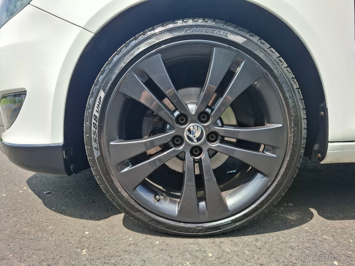 2013 Škoda ROOMSTER - 16