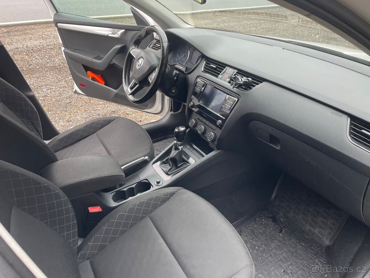 2017 Škoda OCTAVIA - 16