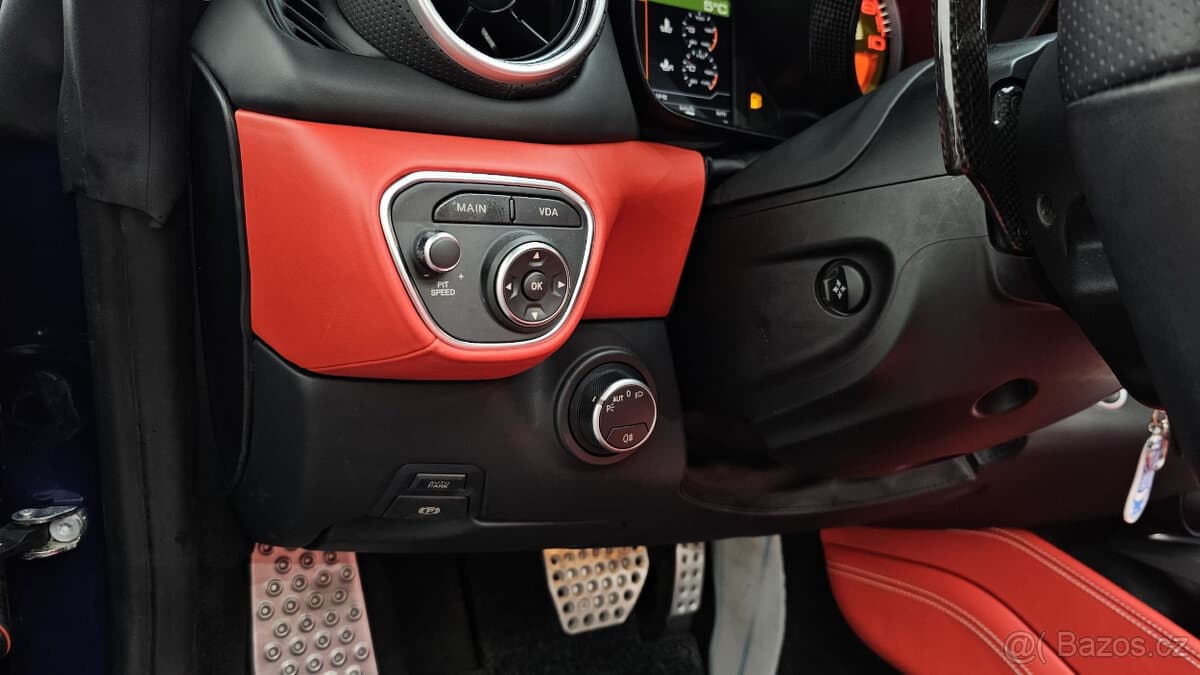 2016 Ferrari CALIFORNIA - 16