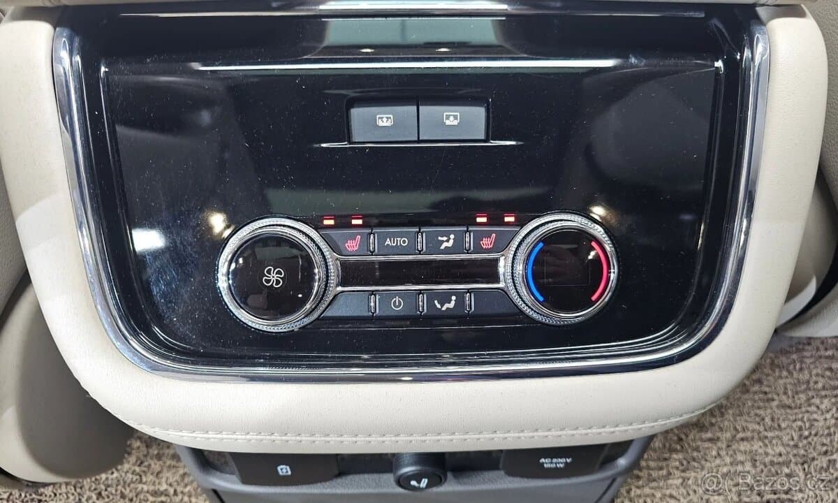 2021 Lincoln NAVIGATOR - 16