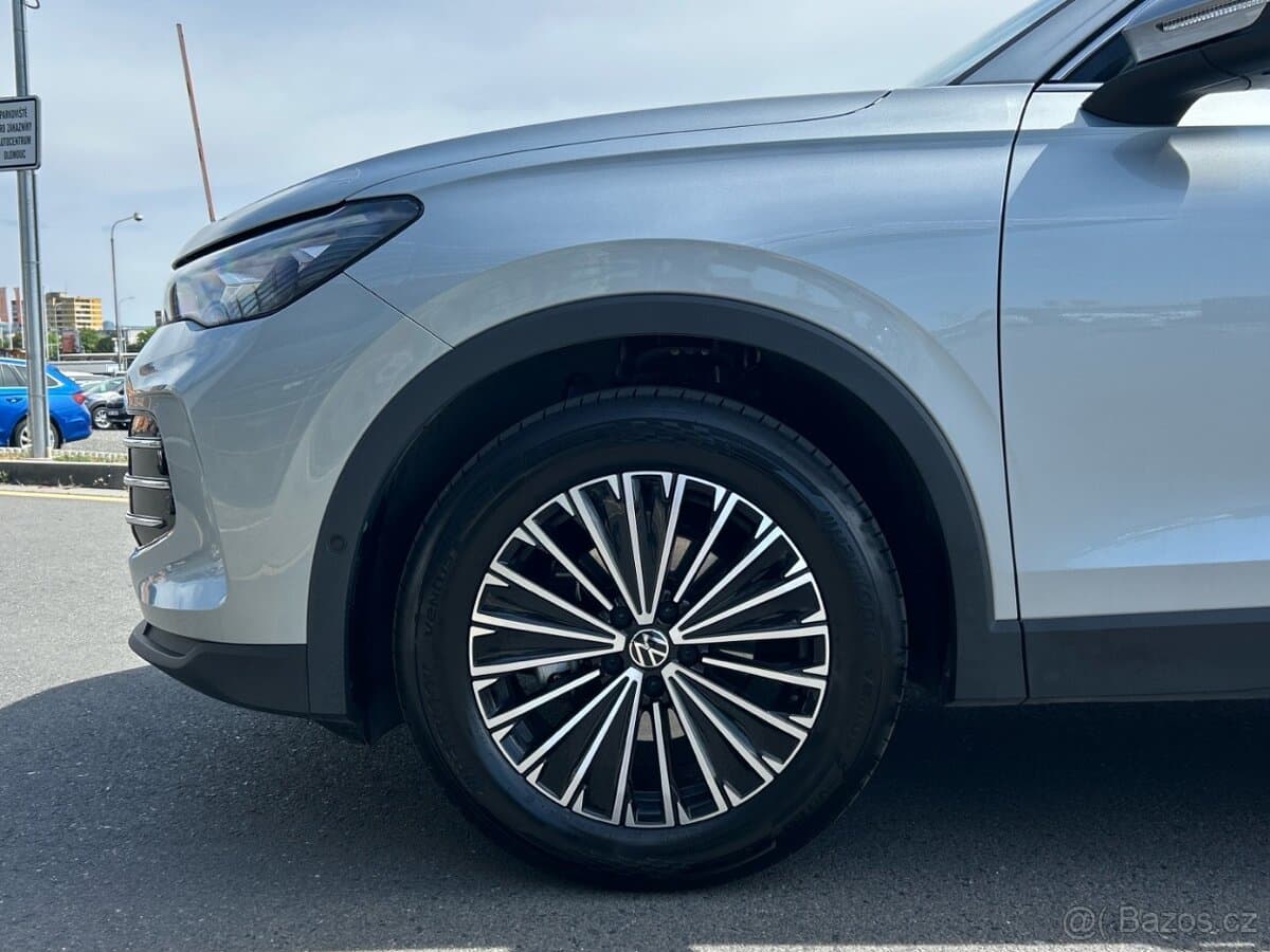 Volkswagen TIGUAN - 16