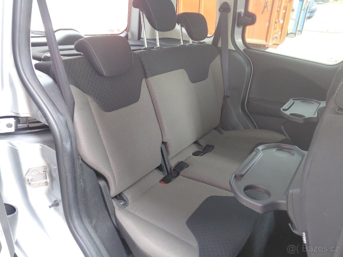 2018 Ford TOURNEO - 16