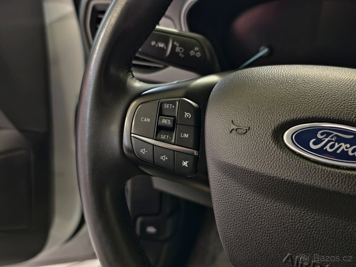 2022 Ford FOCUS - 16