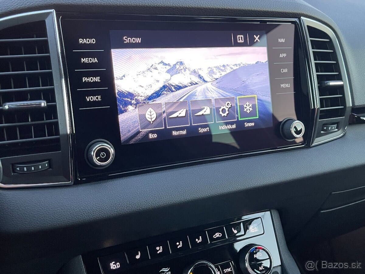 2020 Škoda KAROQ - 16