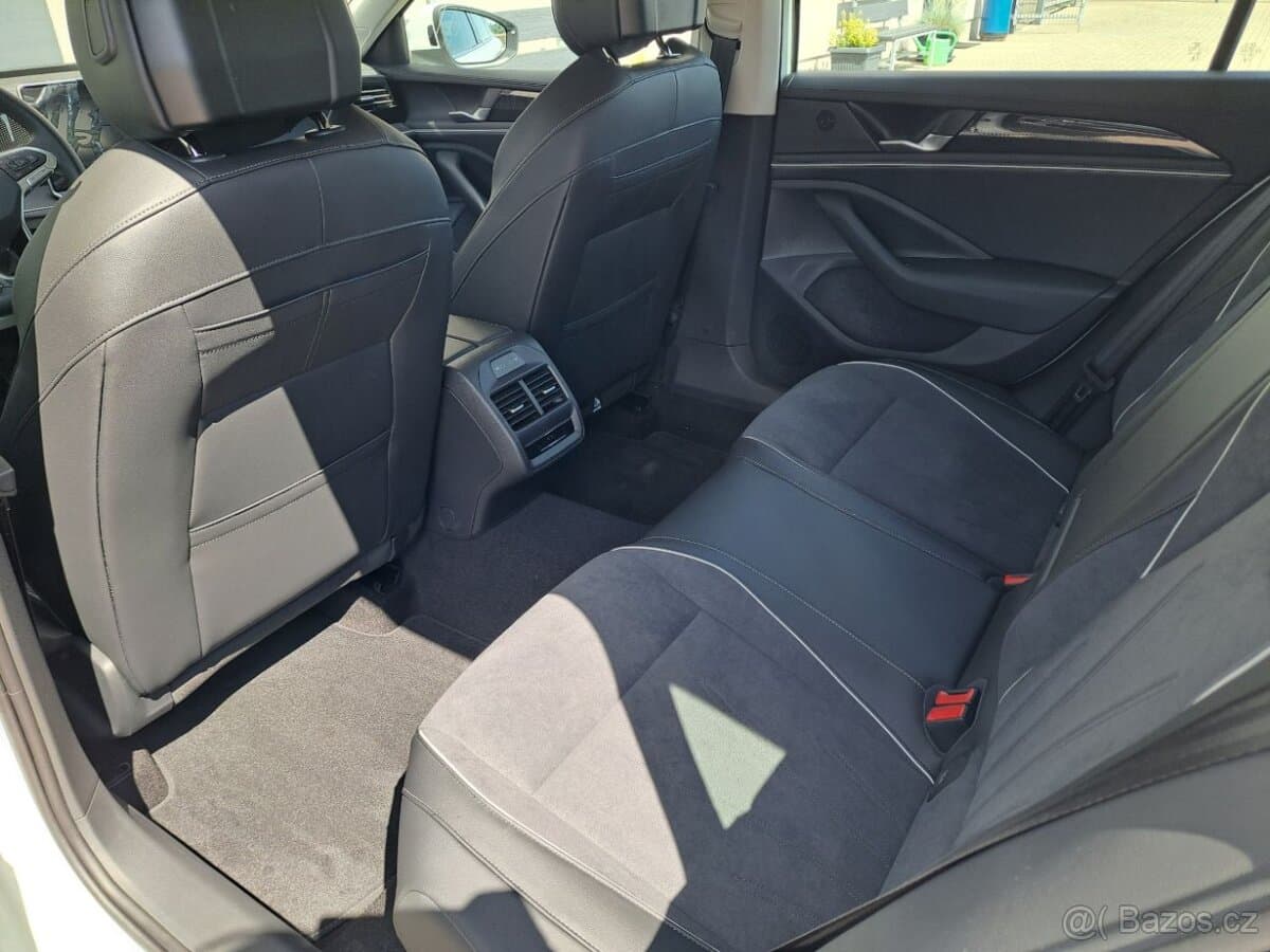 Volkswagen PASSAT - 16