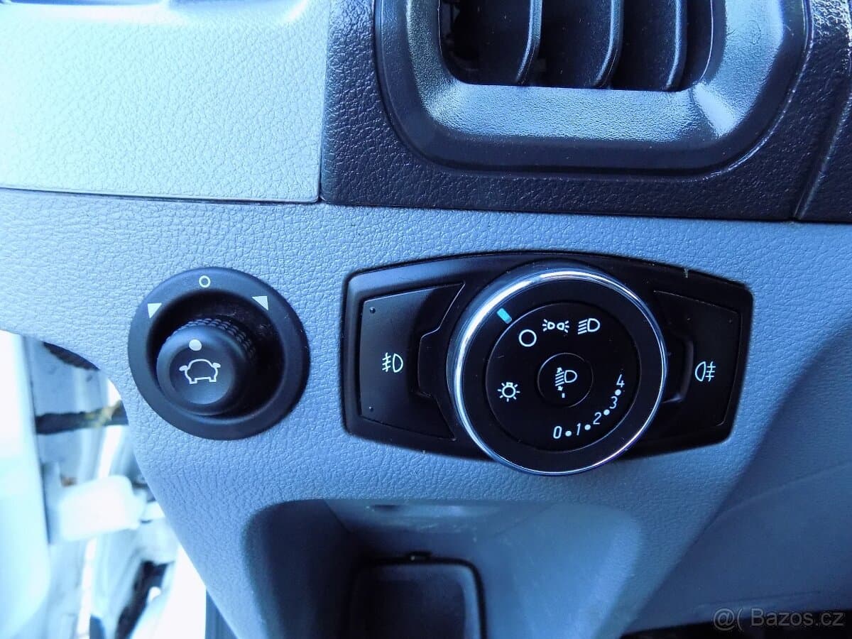 2016 Ford TRANSIT - 16