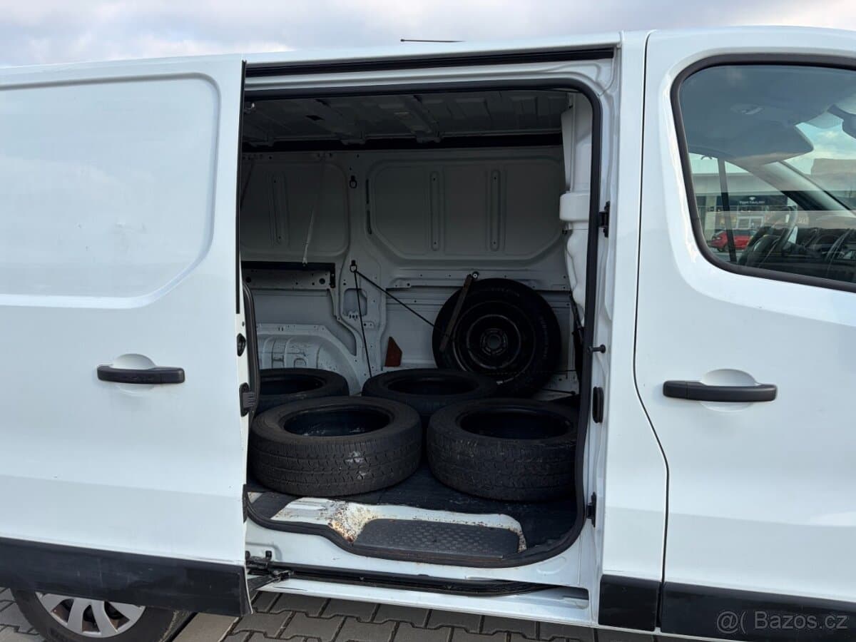 2018 Renault TRAFIC - 16