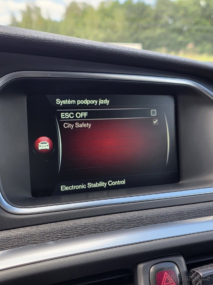 2014 Volvo V40 - 16