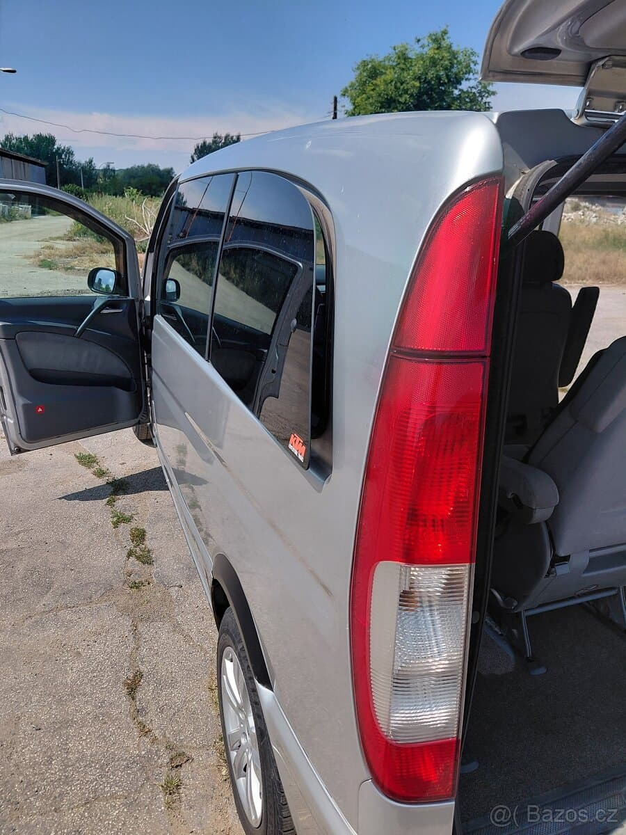 2004 Mercedes-Benz VIANO - 16