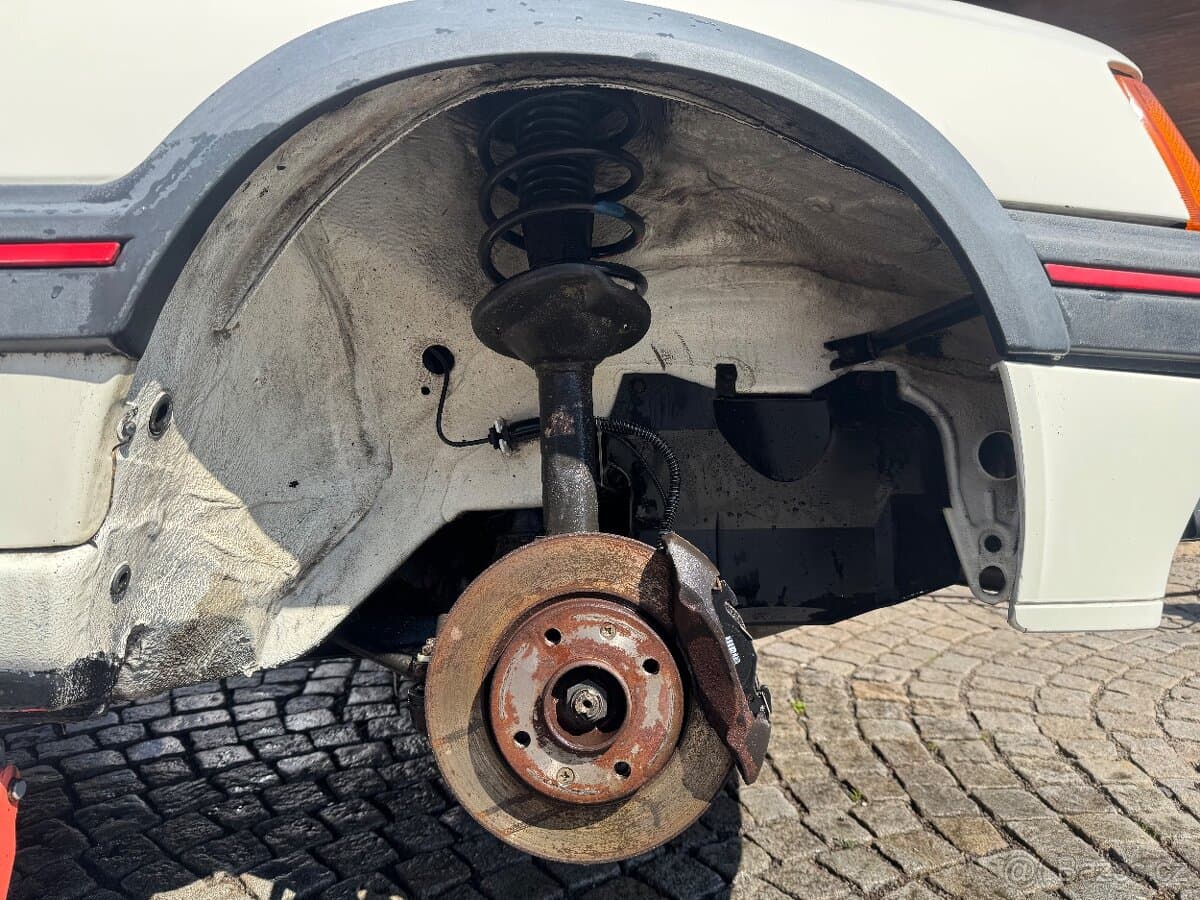 1988 Peugeot 205 - 16