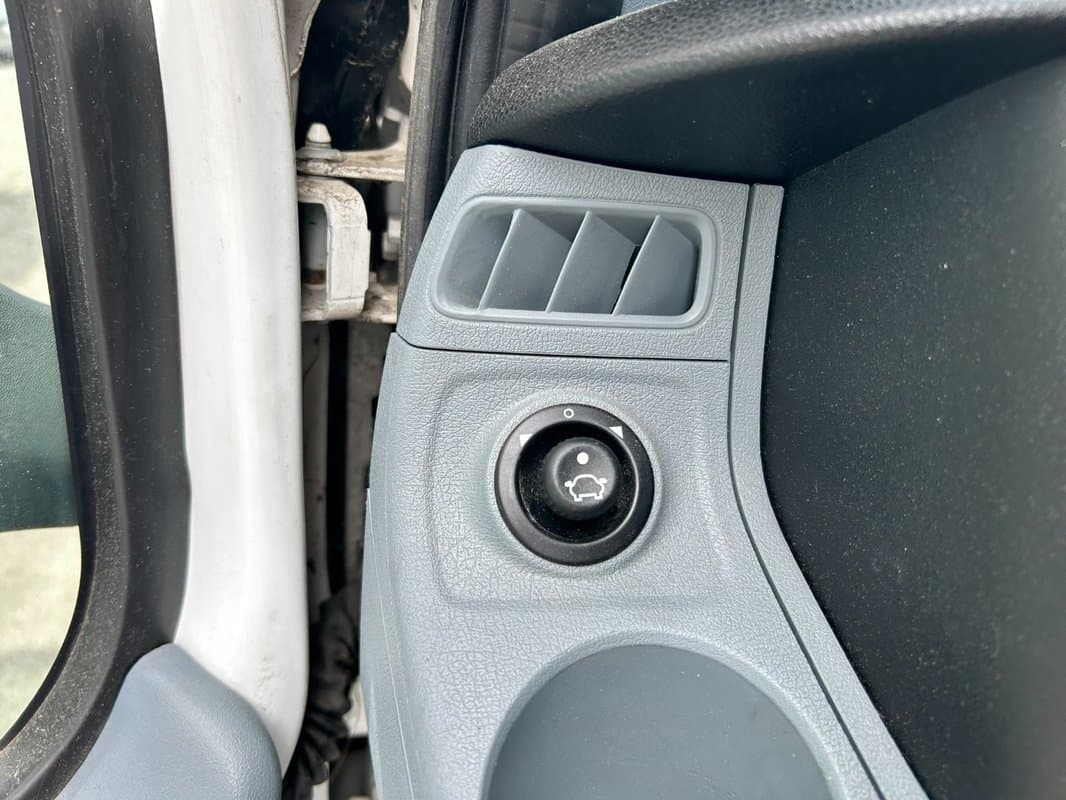 2013 Ford TRANSIT - 16