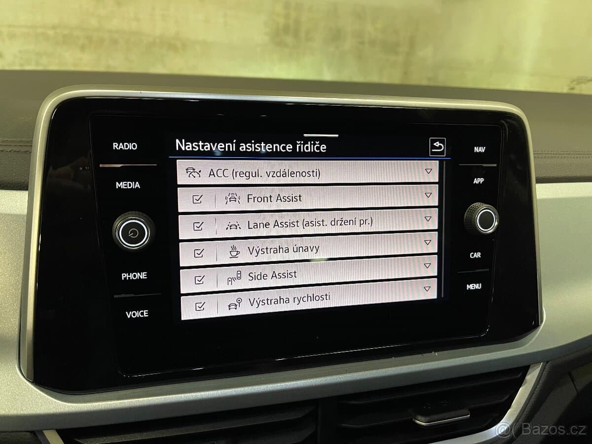 2025 Volkswagen T-ROC - 16