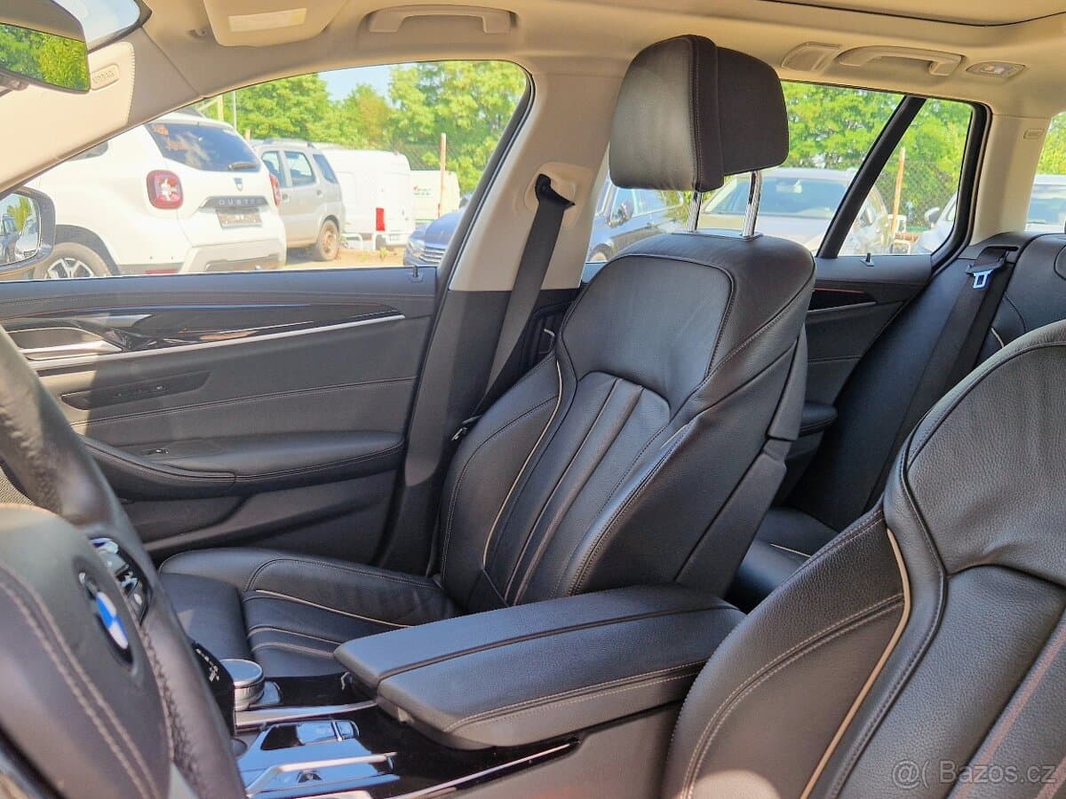 2023 BMW 5-SERIES - 16