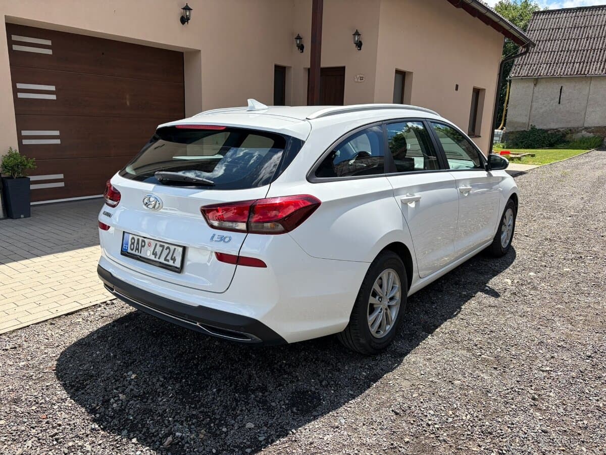 2021 Hyundai i30 - 16