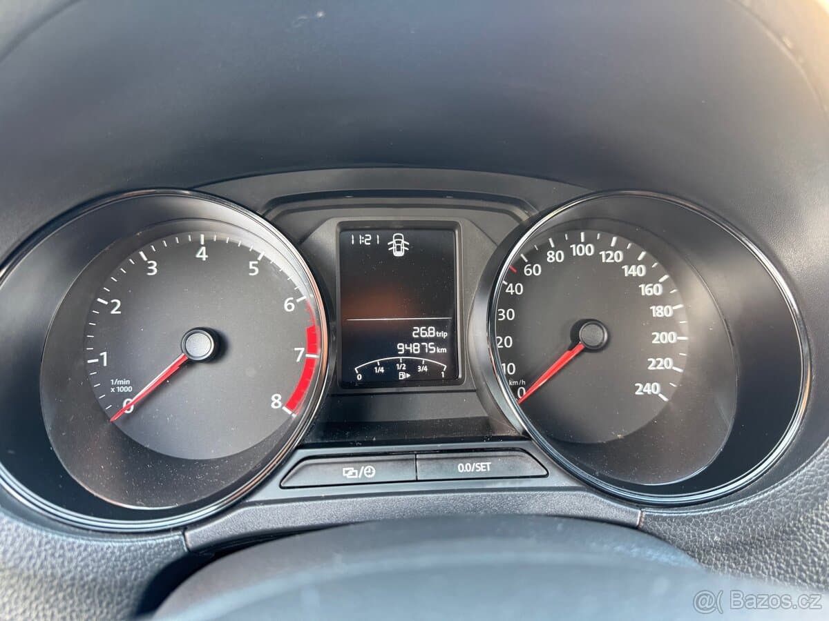 2014 Volkswagen POLO - 16