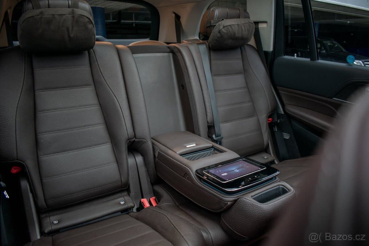 2022 Mercedes-Benz GL - 16