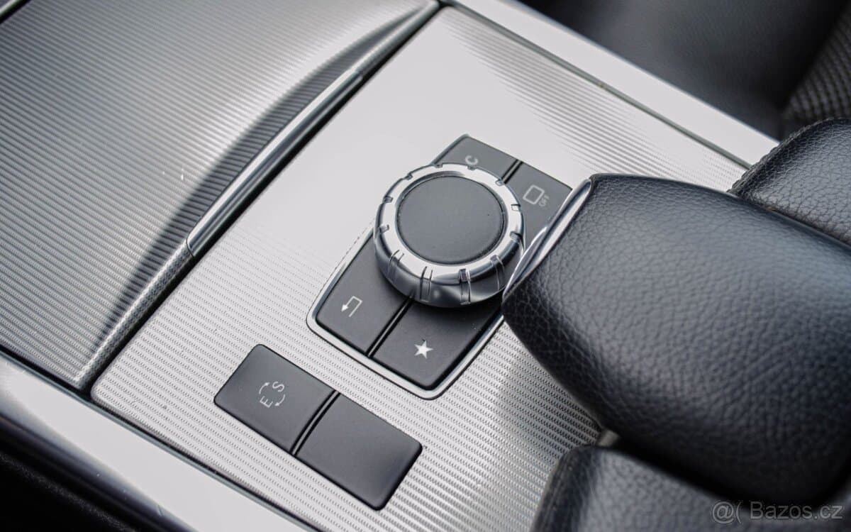 2015 Mercedes-Benz OSTATNÍ - 16