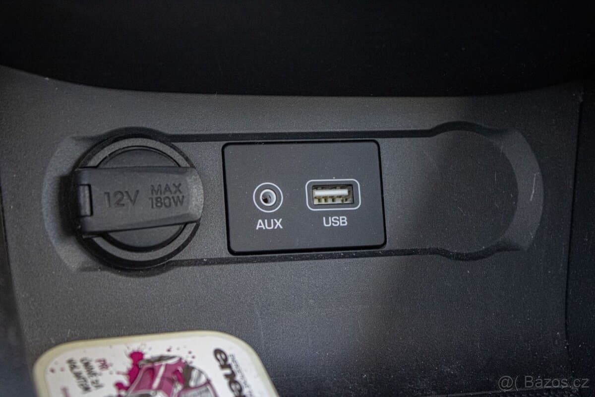 2017 Hyundai i20 - 16