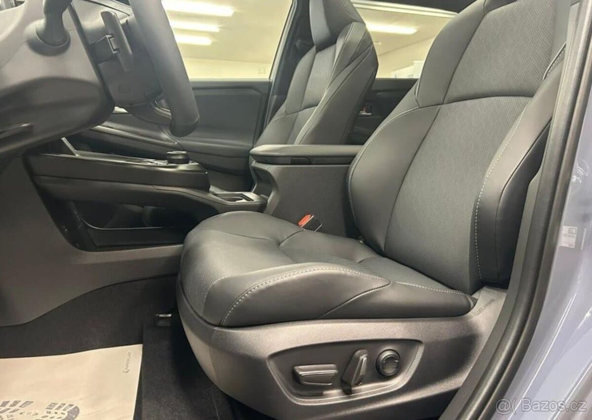 2026 Subaru SOLTERRA - 16