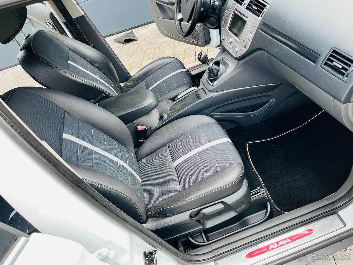 2010 Ford KUGA - 16