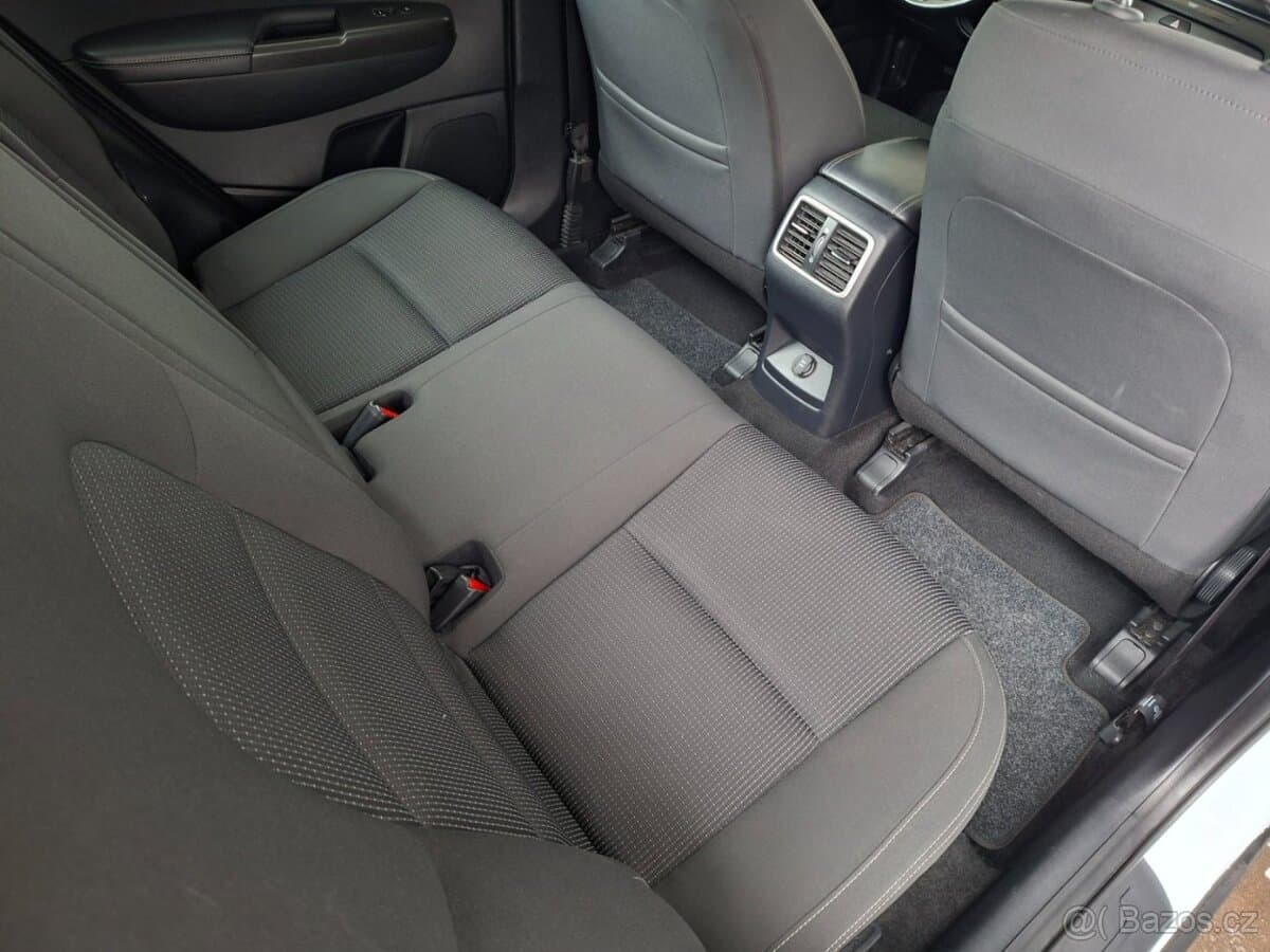 2016 Kia SPORTAGE - 16