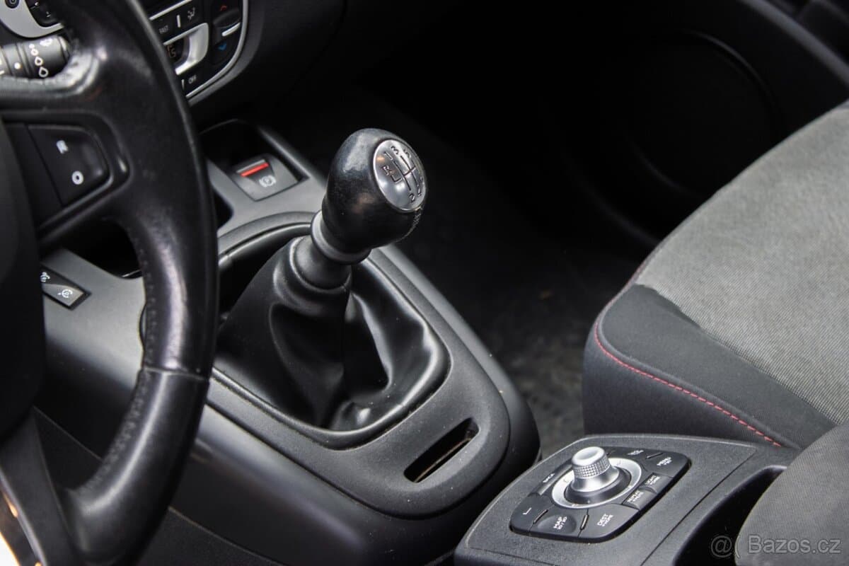 2013 Renault SCENIC - 16