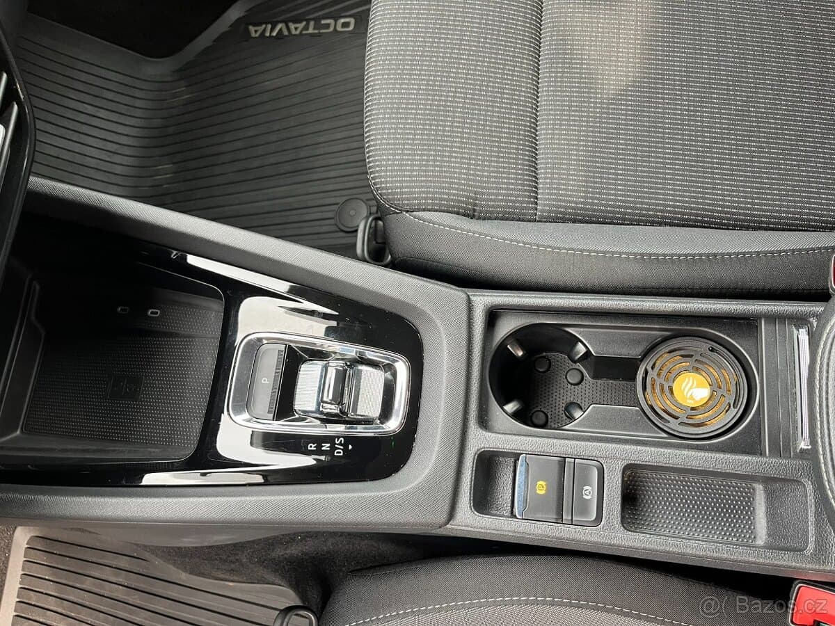 2022 Škoda OCTAVIA - 16