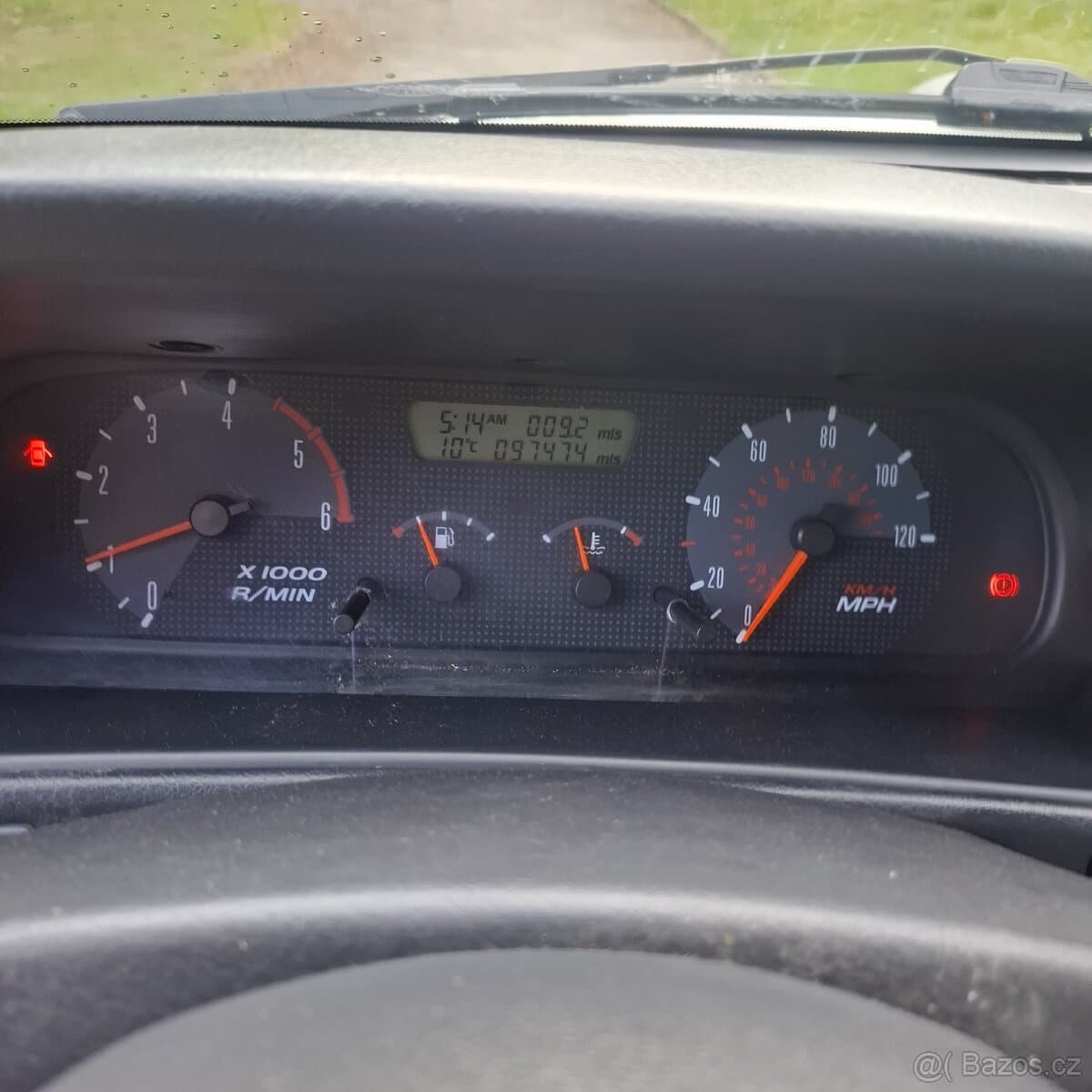 2004 Nissan TERRANO - 16