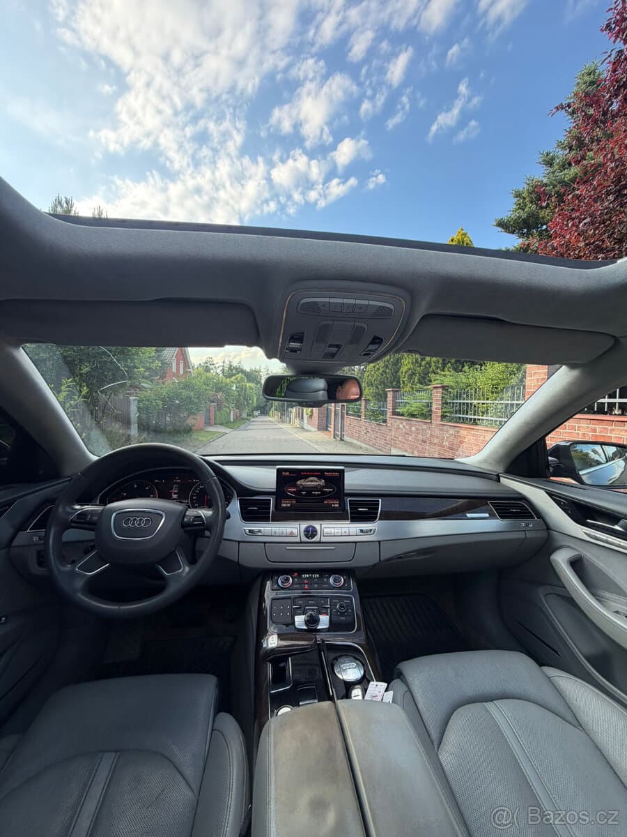 2012 Audi A8 - 16