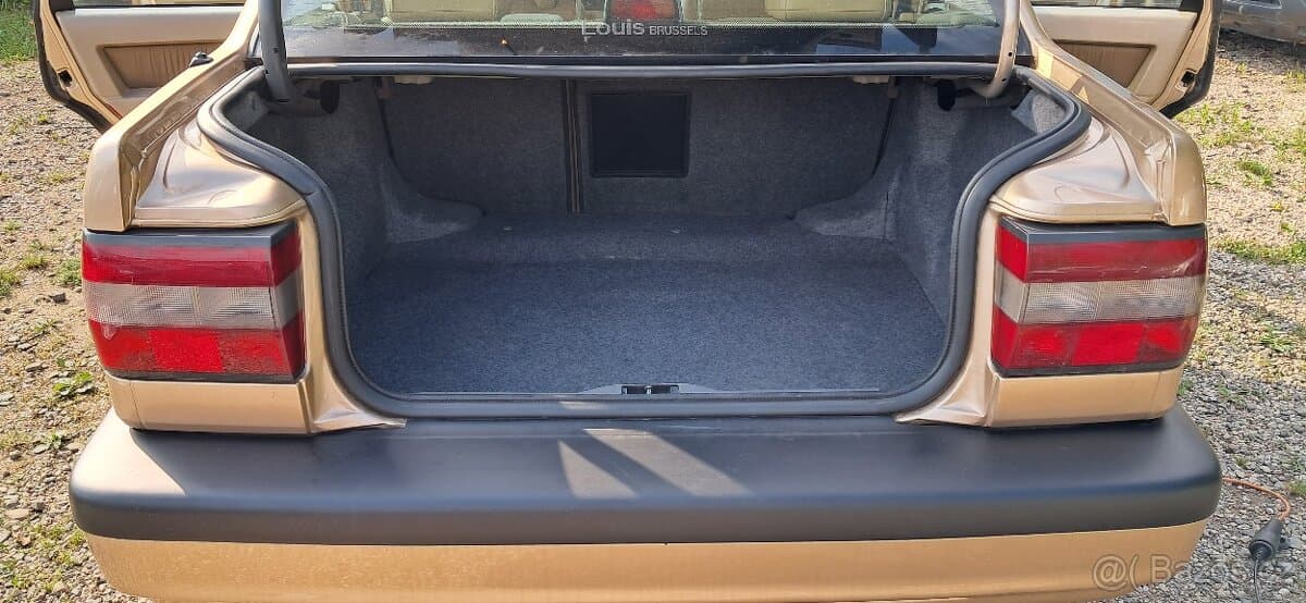 1995 Volvo 850 - 16