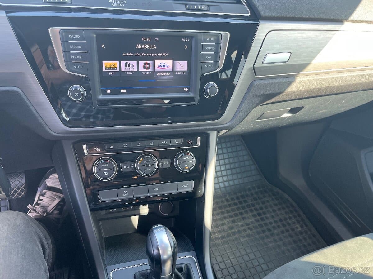 2016 Volkswagen TOURAN - 16