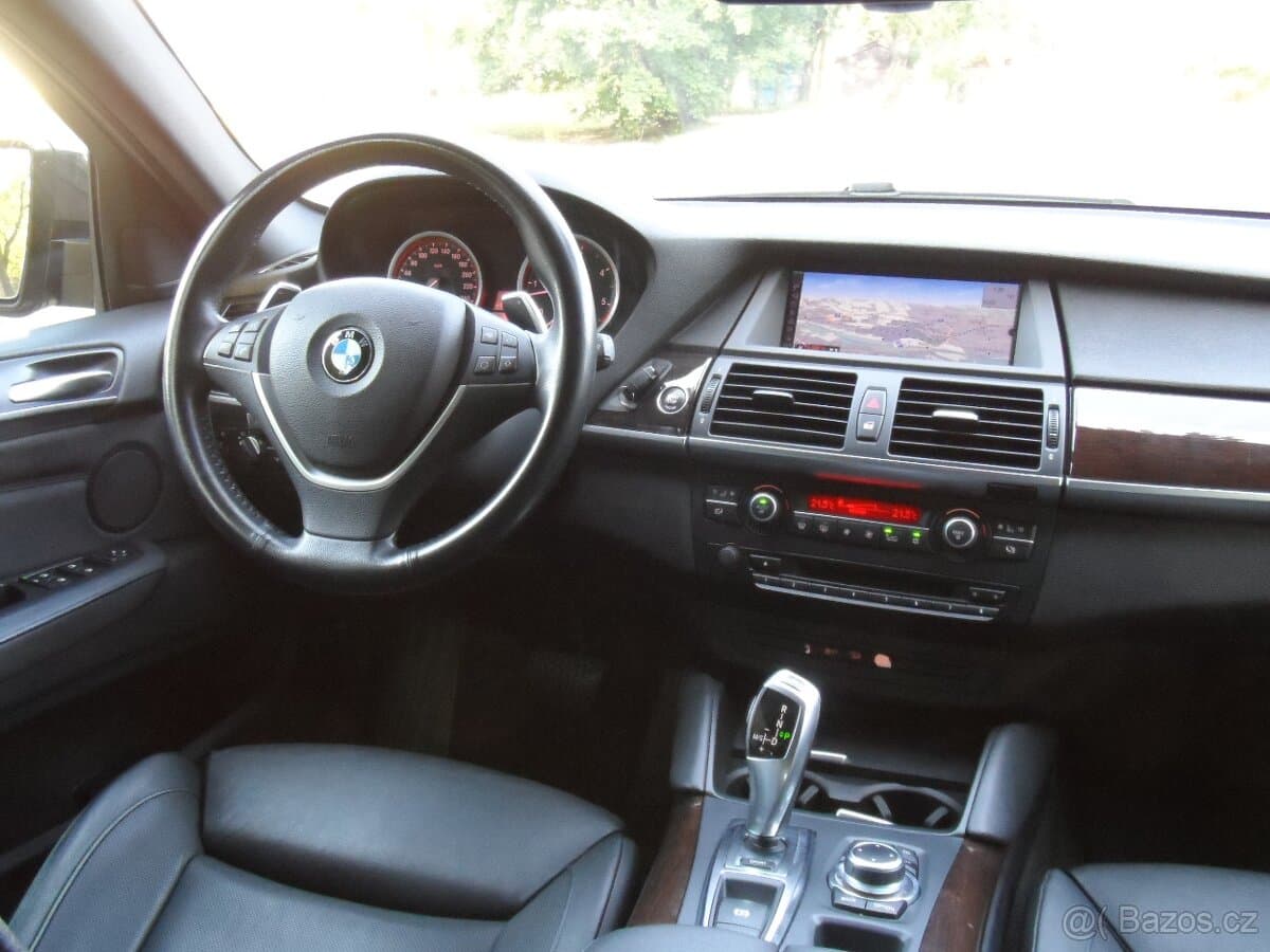 2012 BMW X6 - 16