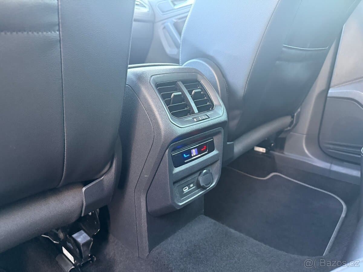 2021 Volkswagen TIGUAN - 16
