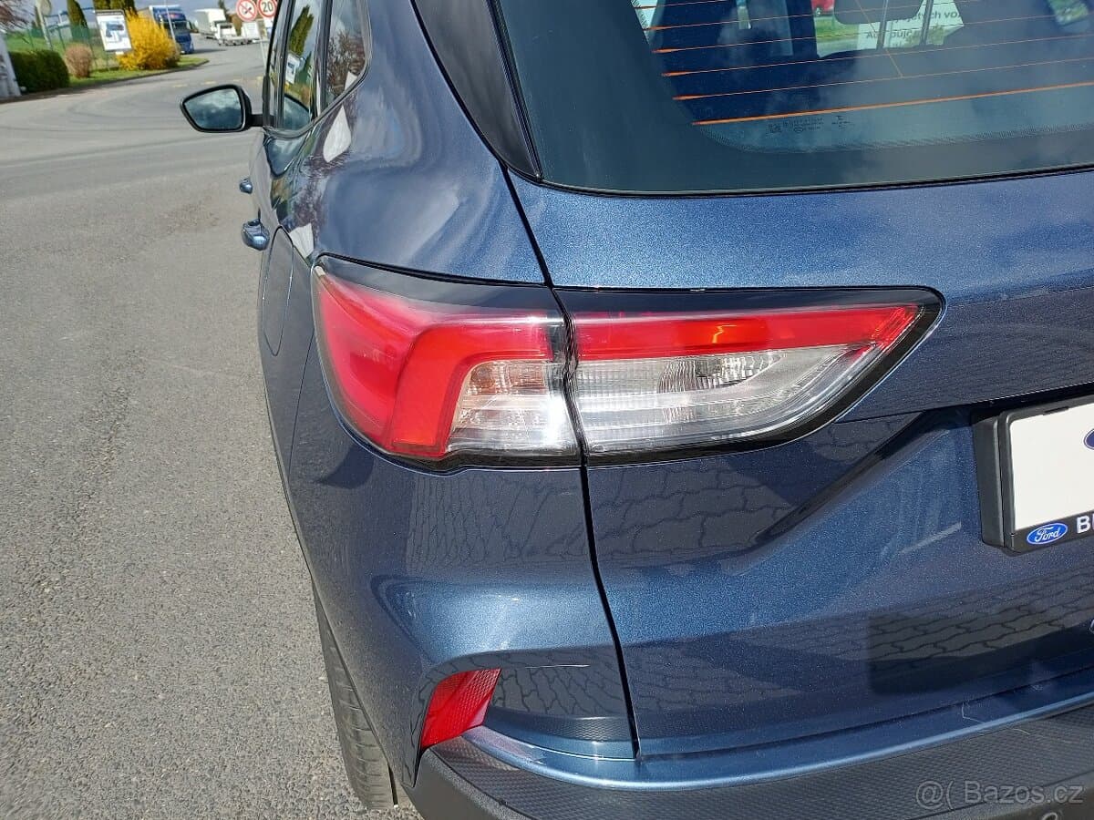 2021 Ford KUGA - 16