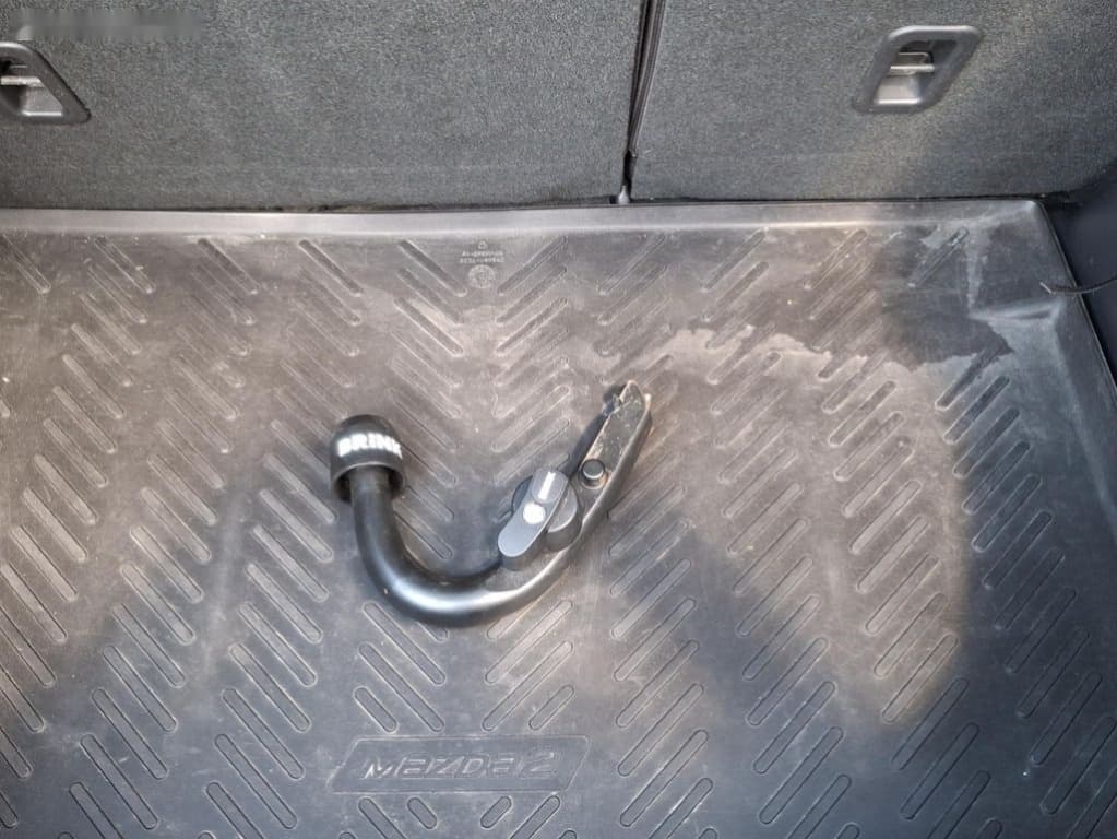 2016 Mazda 2 - 16