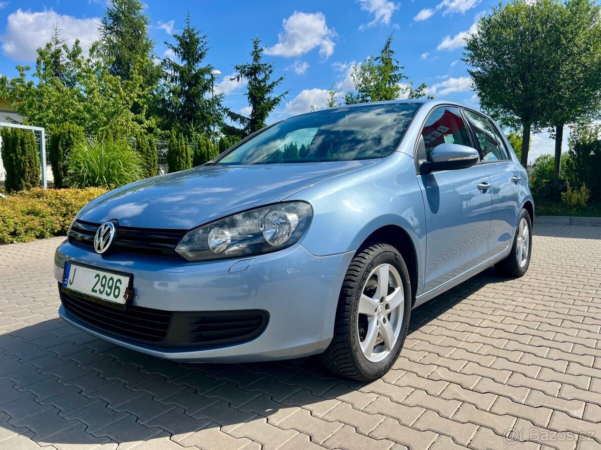 2011 Volkswagen GOLF - 16