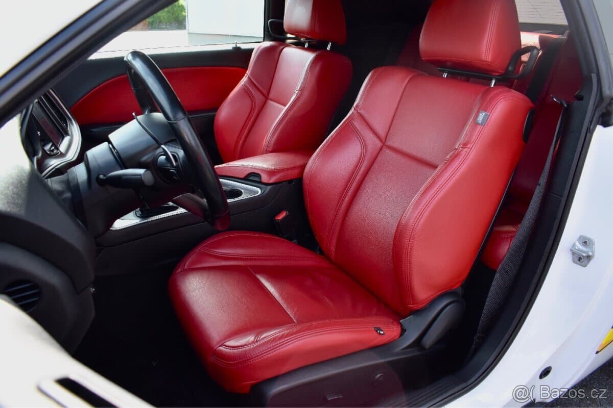 2020 Dodge CHALLENGER - 16