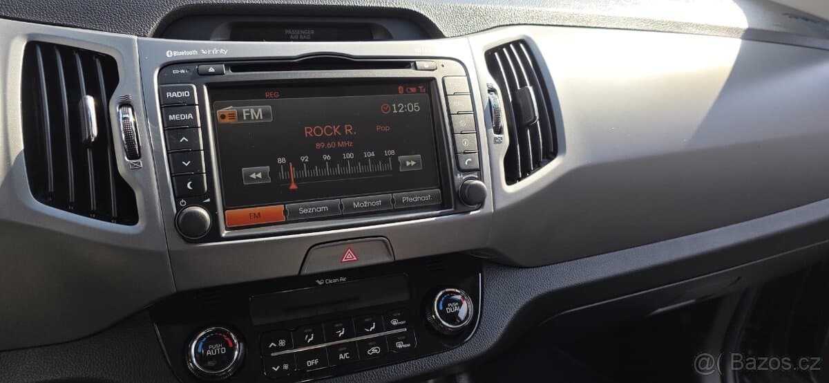 2016 Kia SPORTAGE - 16