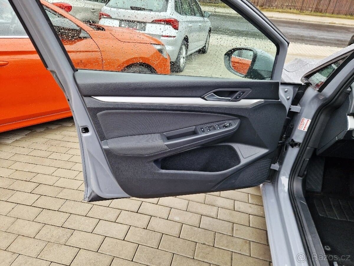 2021 Volkswagen GOLF - 16