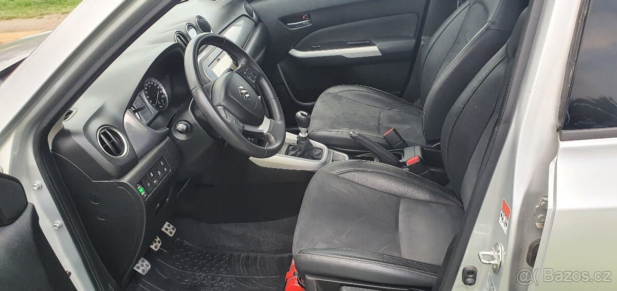 2015 Suzuki VITARA - 16